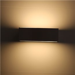 LED wall light with two light outlets 10W